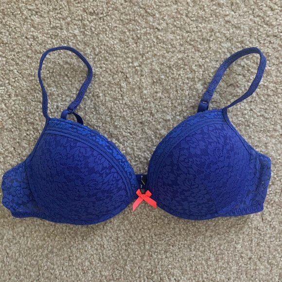 Tezenis Lace Demi pushup Bra size: 34C - Picture 1 of 6